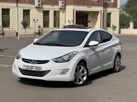 Hyundai Elantra 2013