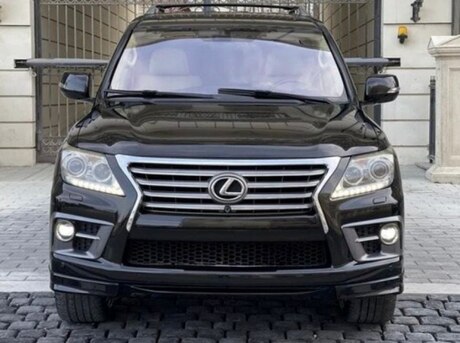 Lexus LX 570 2011