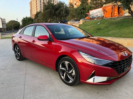 Hyundai Elantra 2022