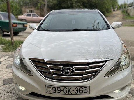 Hyundai Sonata 2012
