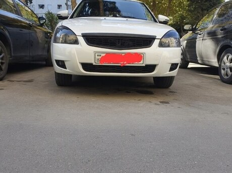 LADA (VAZ) Priora 2018