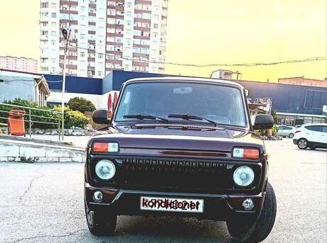 LADA (VAZ) Niva 2012