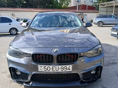 BMW 320 2012