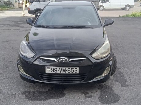 Hyundai Accent 2012