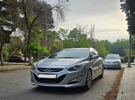 Hyundai i40 2012