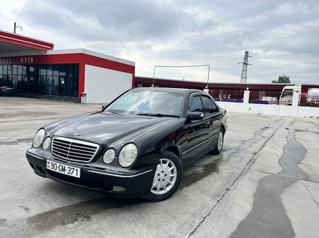 Mercedes E 240 2000