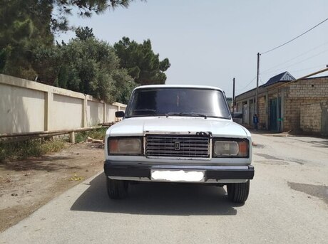 LADA (VAZ) 2107 2000