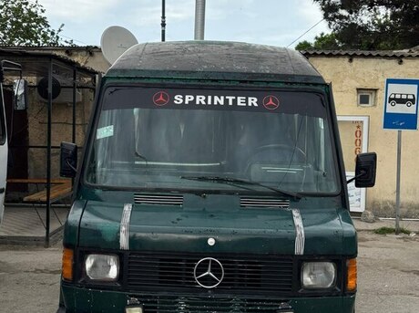 Mercedes 208 D 1994