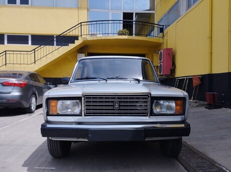 LADA (VAZ) 2107