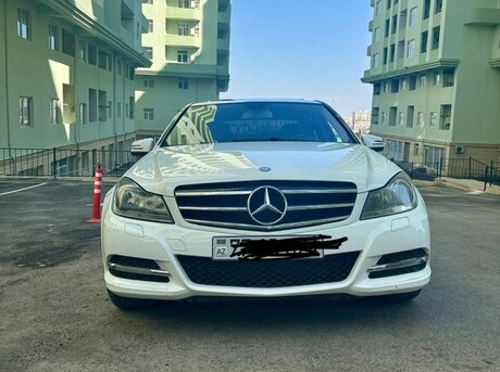 Mercedes C 180 2013