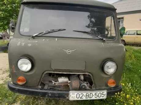 UAZ 452
