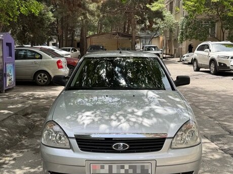 LADA (VAZ) Priora 2011