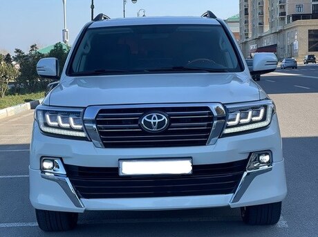 Toyota Land Cruiser 2011