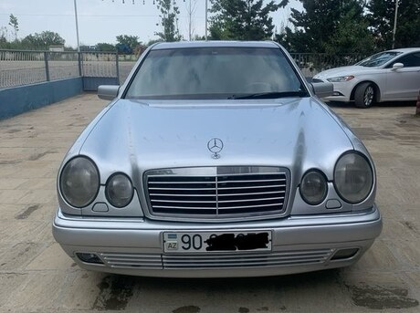 Mercedes E 240 1998