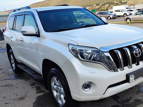 Toyota Land Cruiser Prado 2013