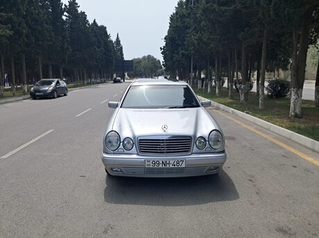 Mercedes E 240 1998