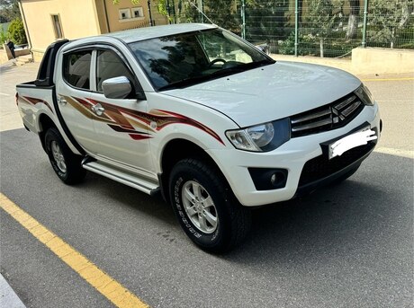 Mitsubishi L200