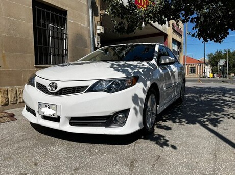 Toyota Camry 2013