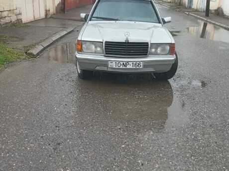Mercedes 190 1987