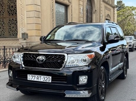 Toyota Land Cruiser 2010