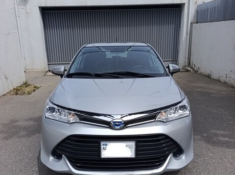 Toyota Corolla Fielder 2015