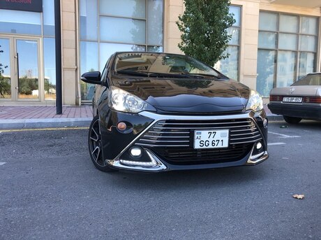 Toyota Aqua 2016