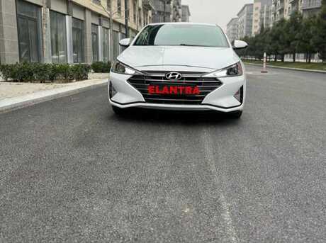 Hyundai Elantra 2019