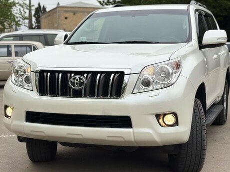 Toyota Land Cruiser Prado 2010