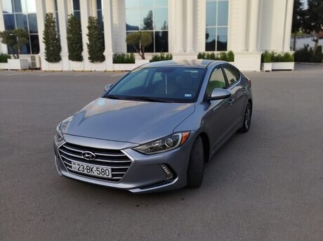 Hyundai Elantra 2017