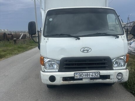 Hyundai HD-65 2010