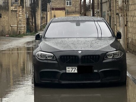 BMW 528