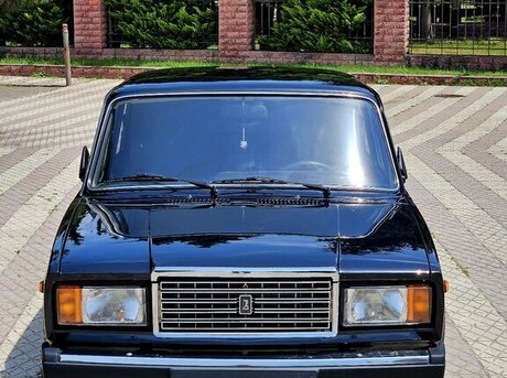 LADA (VAZ) 2107