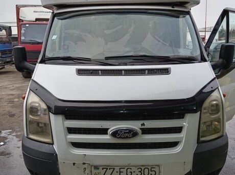 Ford Transit 2010