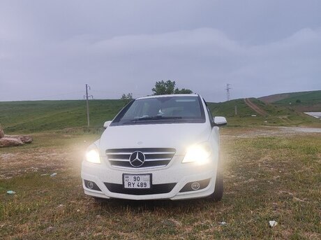 Mercedes B 180 2009
