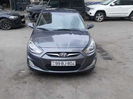 Hyundai Accent 2011