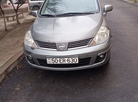 Nissan Tiida 2007