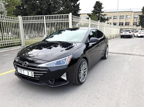 Hyundai Elantra 2018