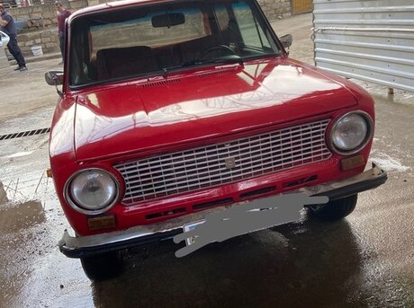 LADA (VAZ) 21011 1984