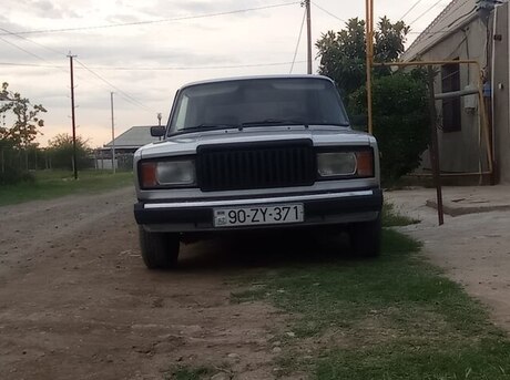LADA (VAZ) 2107 2010