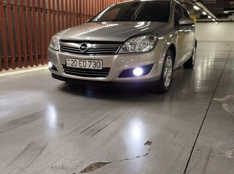 Opel Astra 2007
