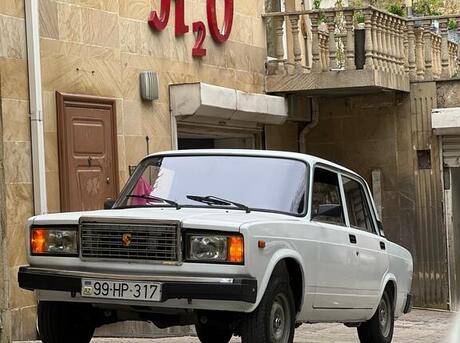 LADA (VAZ) 2107 2011