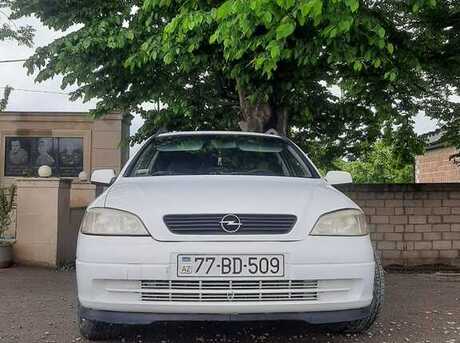 Opel Astra 2005