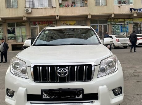 Toyota Land Cruiser Prado 2010