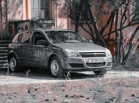 Opel Astra 2004