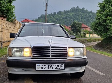 Mercedes 190 1992