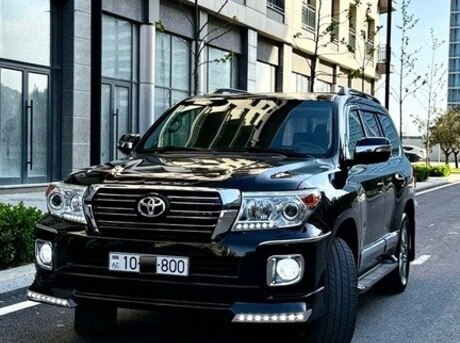 Toyota Land Cruiser 2010