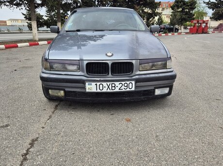 BMW 320 1994