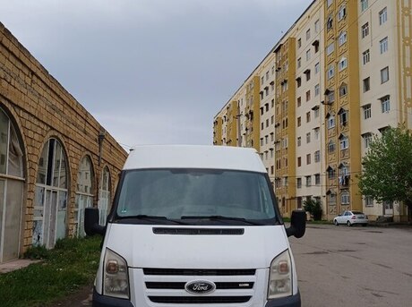 Ford Transit 2010
