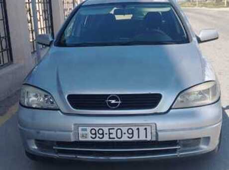 Opel Astra 2004