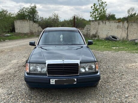 Mercedes E 200 1990